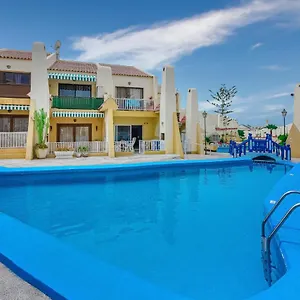 Mareverde, Americas Apartment